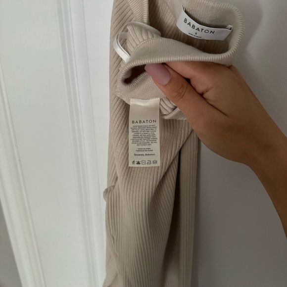 Babaton
Distill  Legging size S - Picture 9 of 12